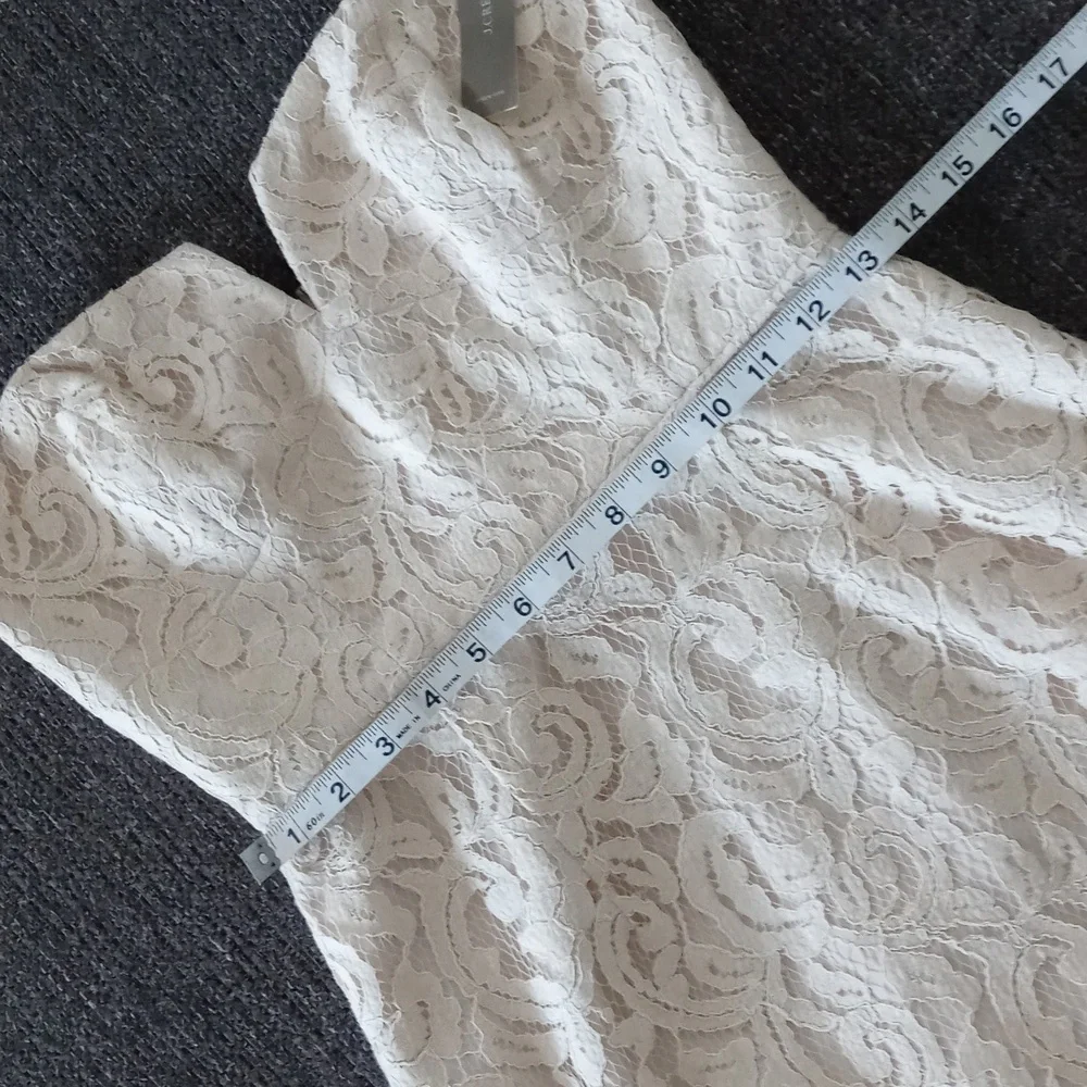 🆕️ 🍾J. Crew🍾 - Champagne "Leavers Lace" Strapless Cathleen Sheath Dress - Picture 10 of 12